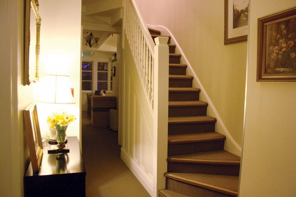 main-wallway